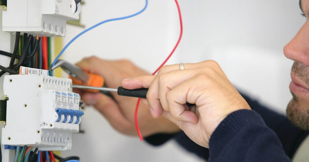 Hiring an electrician safely during lockdown Electrical Safety First